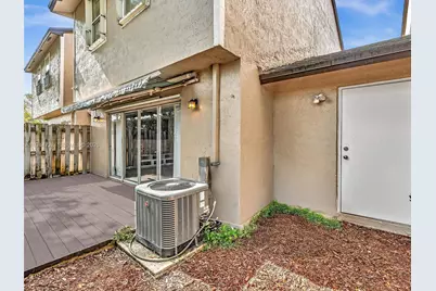 3804 NW 121st Ave, Sunrise, FL 33323 - Photo 37