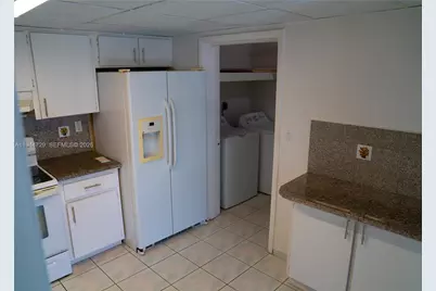 8093 NW 99 Street #2252, Hialeah Gardens, FL 33016 - Photo 9