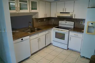 8093 NW 99th St, Hialeah Gardens, FL 33016 - Photo 7