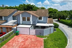 8093 NW 99th St, Hialeah Gardens, FL 33016 - Photo 1