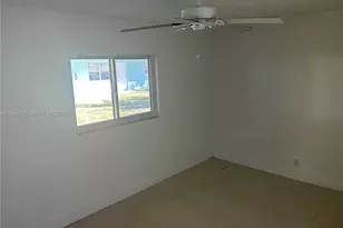 2407 SW 42nd Ave, Fort Lauderdale, FL 33317 - Photo 5