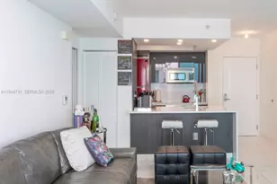 110 Washington Ave, Miami Beach, FL 33139 - Photo 1