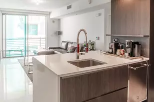 110 Washington Ave, Miami Beach, FL 33139 - Photo 5