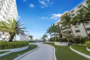 100 Lincoln Rd, Miami Beach, FL 33139 - Photo 21
