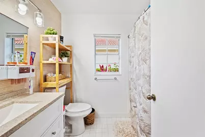 955 Azure Ln, Weston, FL 33326 - Photo 25