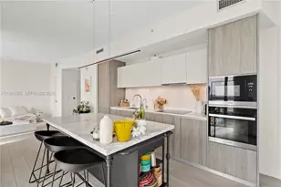 2900 NE 7th Ave, Miami, FL 33137 - Photo 7