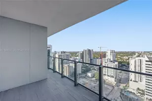 88 SW 7th St, Miami, FL 33130 - Photo 27