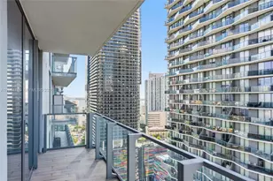 88 SW 7th St, Miami, FL 33130 - Photo 25