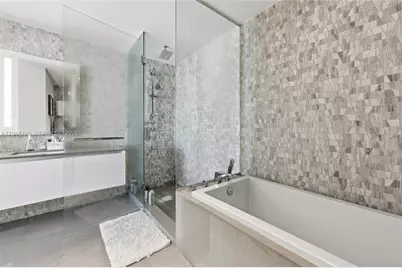 88 SW 7th St #2302, Miami, FL 33130 - Photo 37