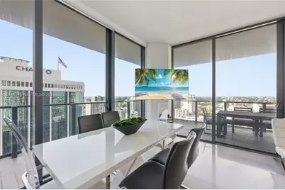 88 SW 7th St #2302, Miami, FL 33130 - Photo 9