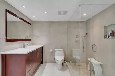 2301 Collins Ave #810, Miami Beach, FL 33139 - Photo 15