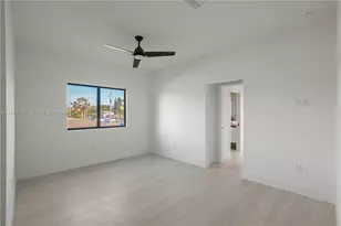 3187 SW 23rd St, Miami, FL 33145 - Photo 19