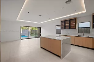 3187 SW 23rd St, Miami, FL 33145 - Photo 5