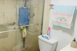 1333 E Hallandale Beach Blvd, Hallandale Beach, FL 33009 - Photo 7