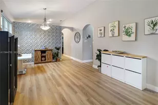 1706 NW 78th Way, Pembroke Pines, FL 33024 - Photo 7