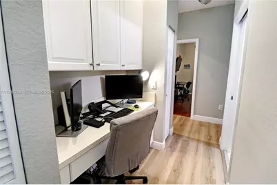 1706 NW 78th Way, Pembroke Pines, FL 33024 - Photo 13