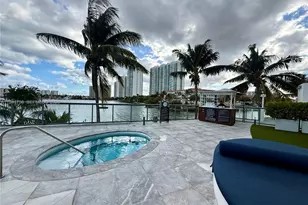 3300 NE 188th St, Aventura, FL 33180 - Photo 23