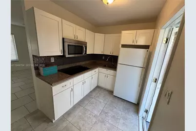 2843 NE 30th St #C, Fort Lauderdale, FL 33306 - Photo 7