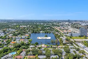 19432 NE 26th Ave, Miami, FL 33180 - Photo 3