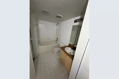 [Address not provided], West Palm Beach, FL 33409 - Photo 17