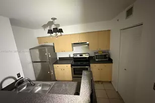 [Address not provided], West Palm Beach, FL 33409 - Photo 5