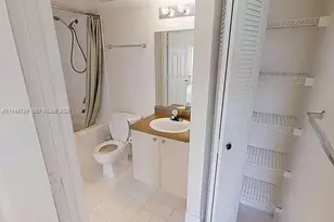 [Address not provided], West Palm Beach, FL 33409 - Photo 19