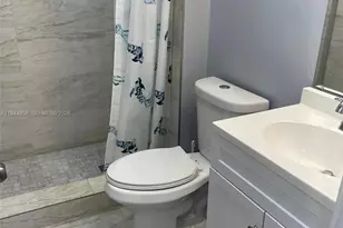 1351 NE Miami Gardens Dr, Miami, FL 33179 - Photo 9