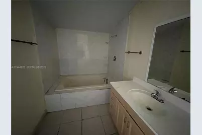 19800 SW 180th Ave Unit 394, Miami, FL 33187 - Photo 9