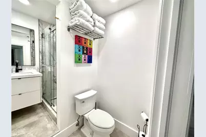 1451 N 12th Ct #11B, Hollywood, FL 33019 - Photo 9