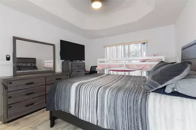 11600 NW 50th Ter, Doral, FL 33178 - Photo 15