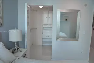 950 Brickell Bay Dr, Miami, FL 33131 - Photo 13