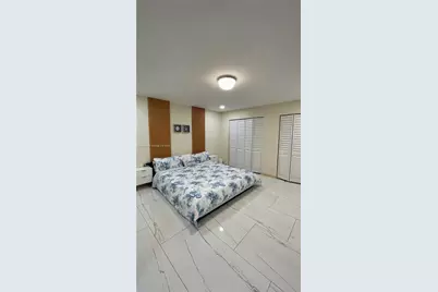 5740 SW 57th Way, Davie, FL 33314 - Photo 5