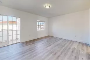 618 SW 2nd Pl, Florida City, FL 33034 - Photo 3