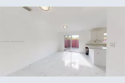 618 SW 2nd Pl #10-60, Florida City, FL 33034 - Photo 5