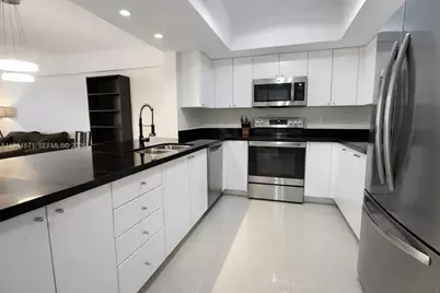 17375 Collins Ave #1505, Sunny Isles Beach, FL 33160 - Photo 3