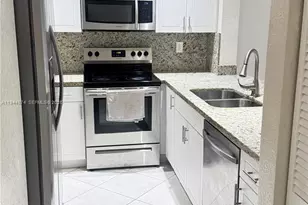 5719 NW 114th Ct, Doral, FL 33178 - Photo 5