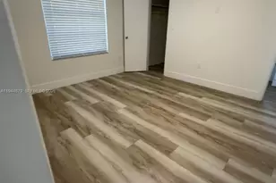 111 SW 31st Ct, Miami, FL 33135 - Photo 11