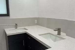 1210 NW 123rd St, North Miami, FL 33167 - Photo 9