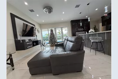 [Address not provided], Miami, FL 33165 - Photo 9