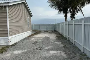 1122 Johnson Rd, Clewiston, FL 33440 - Photo 21