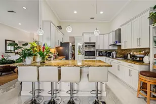 700 Verona Ct, Weston, FL 33326 - Photo 17