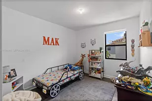 3573 W 93rd Pl, Hialeah, FL 33018 - Photo 23