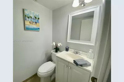 125 Ocean Ave #202, Palm Beach Shores, FL 33404 - Photo 7