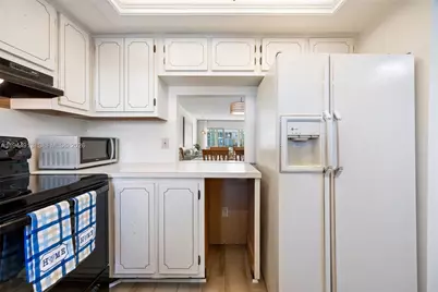 401 Charlemagne Blvd #c112, Naples, FL 34112 - Photo 7