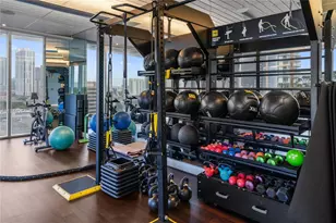 185 SW 7th St, Miami, FL 33130 - Photo 71