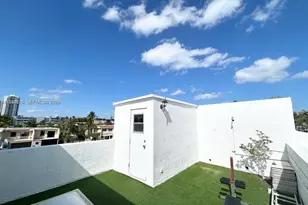 3811 NE 166th St, North Miami Beach, FL 33160 - Photo 25