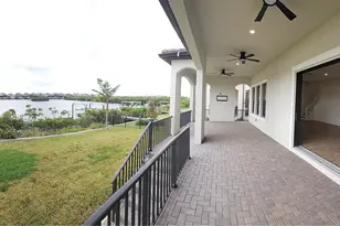 1112 Seagrape Dr, Other City - In The State Of Florida, FL 33570 - Photo 3