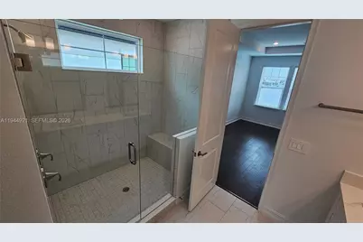 1112 Seagrape Dr, Other City - In The State Of Florida, FL 33570 - Photo 5