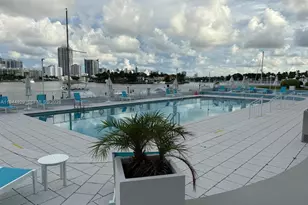 900 Bay Dr, Miami Beach, FL 33141 - Photo 25