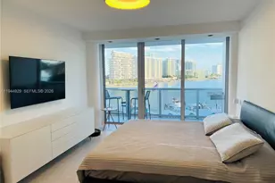 900 Bay Dr, Miami Beach, FL 33141 - Photo 9